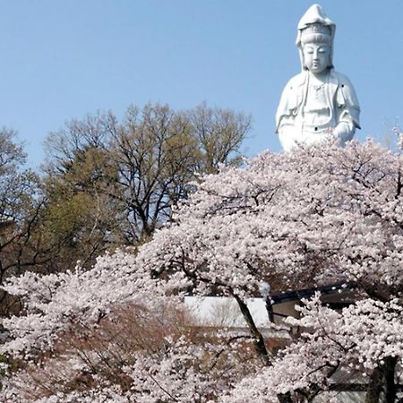 Toyoko Inn Takasaki Eki Nishi Guchi No 2 Zewnętrze zdjęcie
