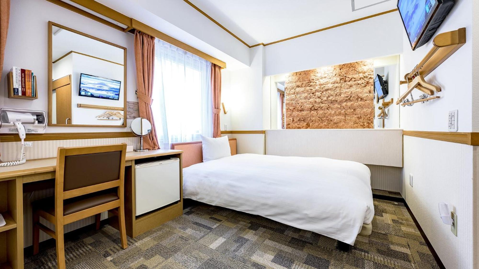 Toyoko Inn Takasaki Eki Nishi Guchi No 2 Pokój zdjęcie